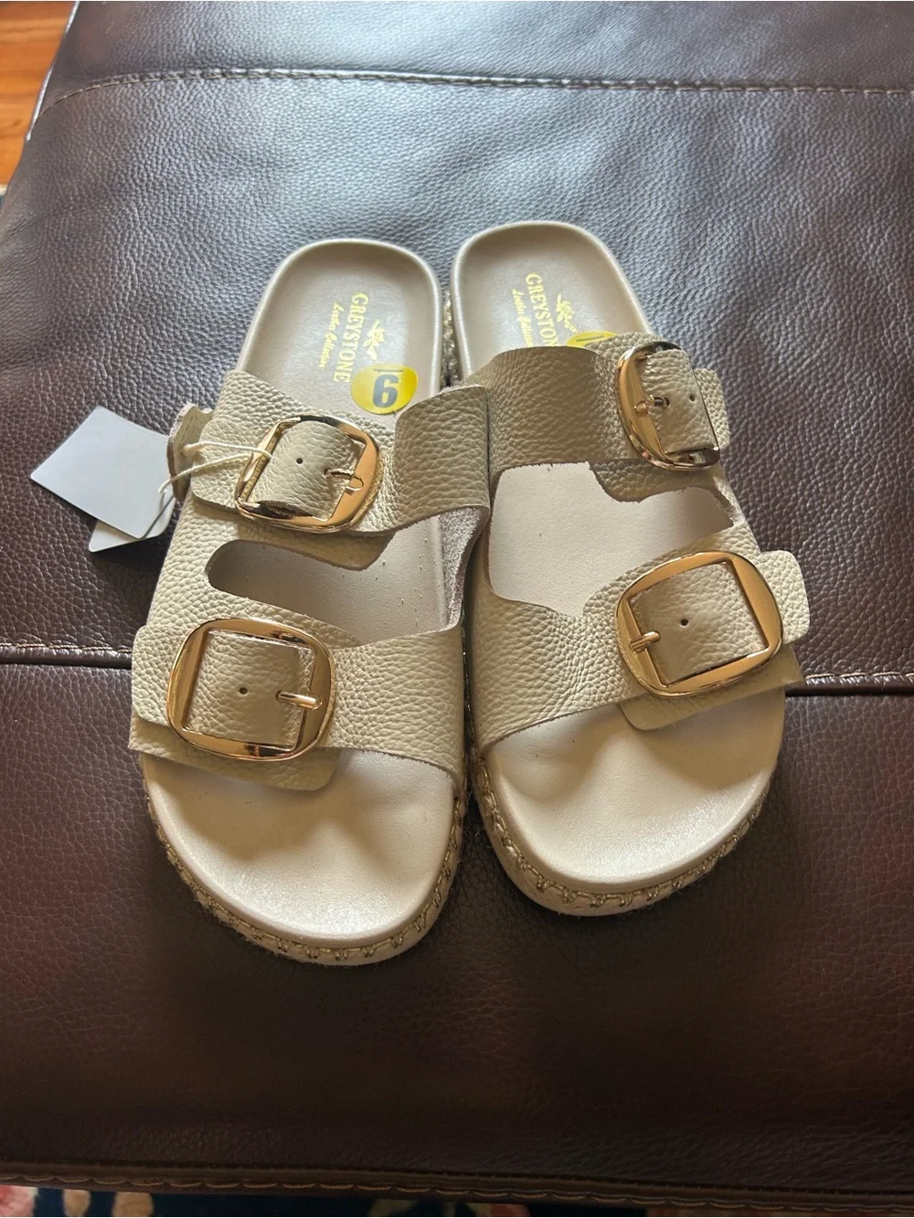NWT Greystone Genuine Leather Beige Double-Buckle Comfort Sandals